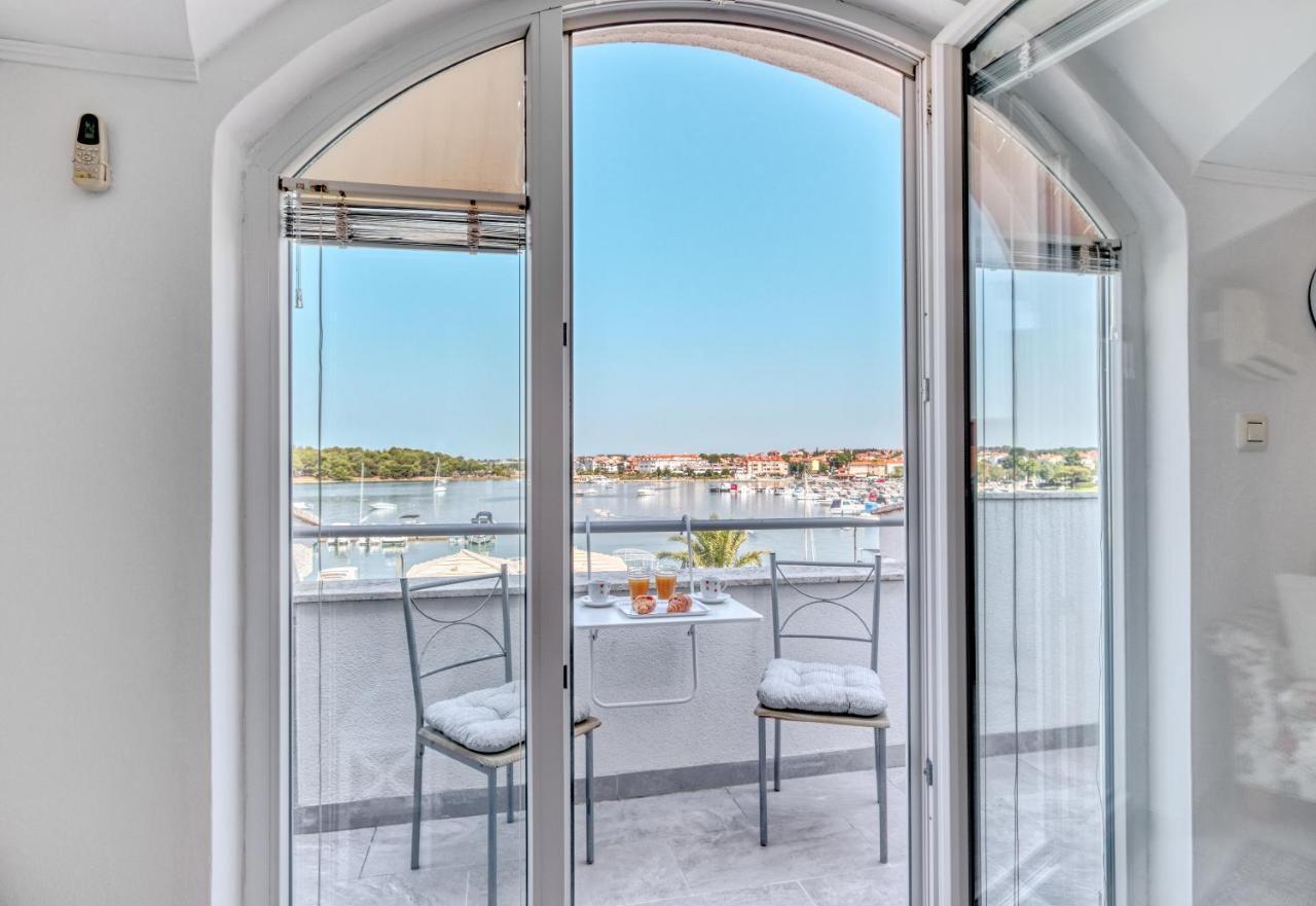 Penthouse Zola With Private Parking Leilighet Medulin Eksteriør bilde